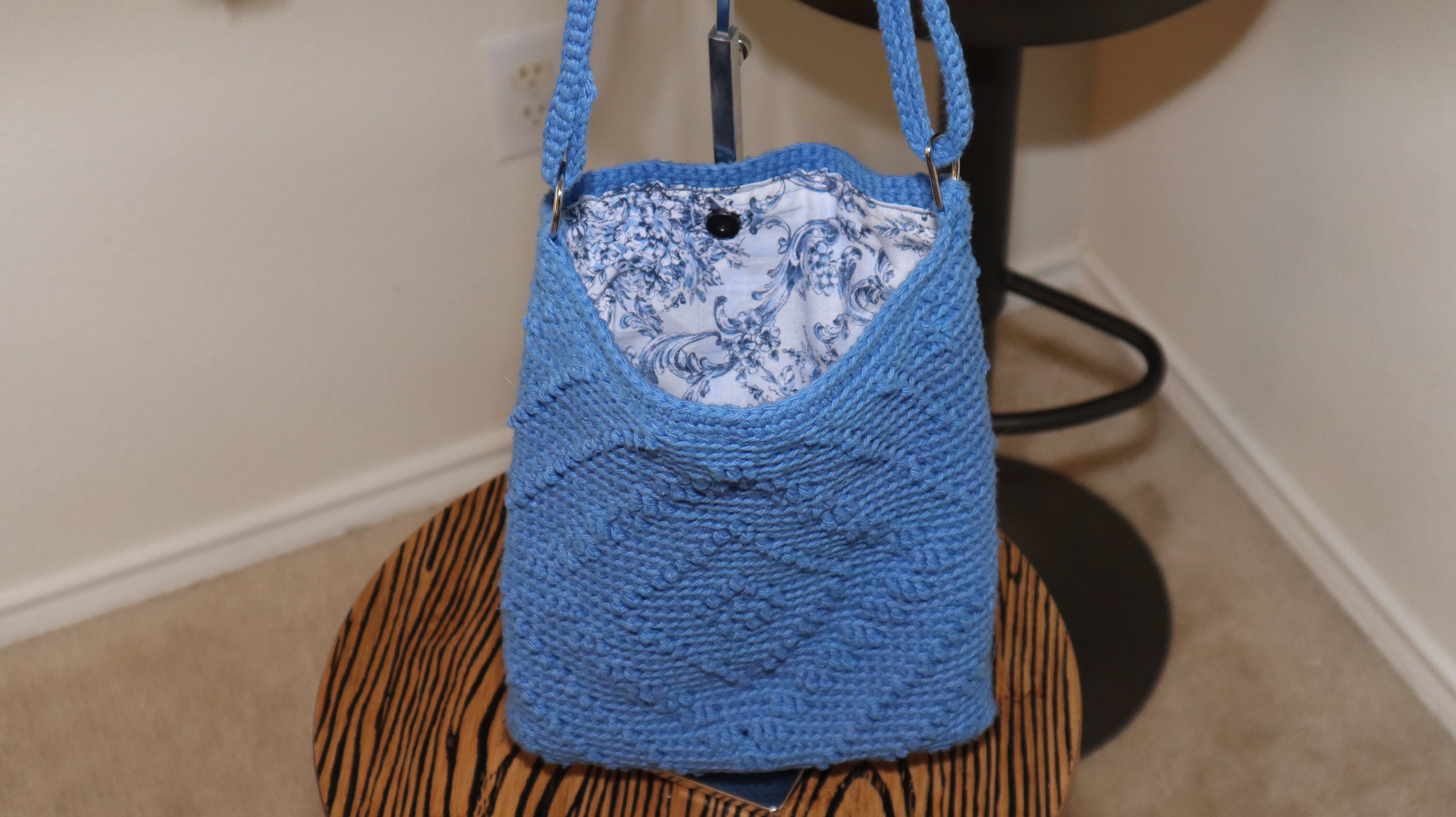 Handmade Crochet Cotton Crossbody Purse with Diamond Pattern & Lining