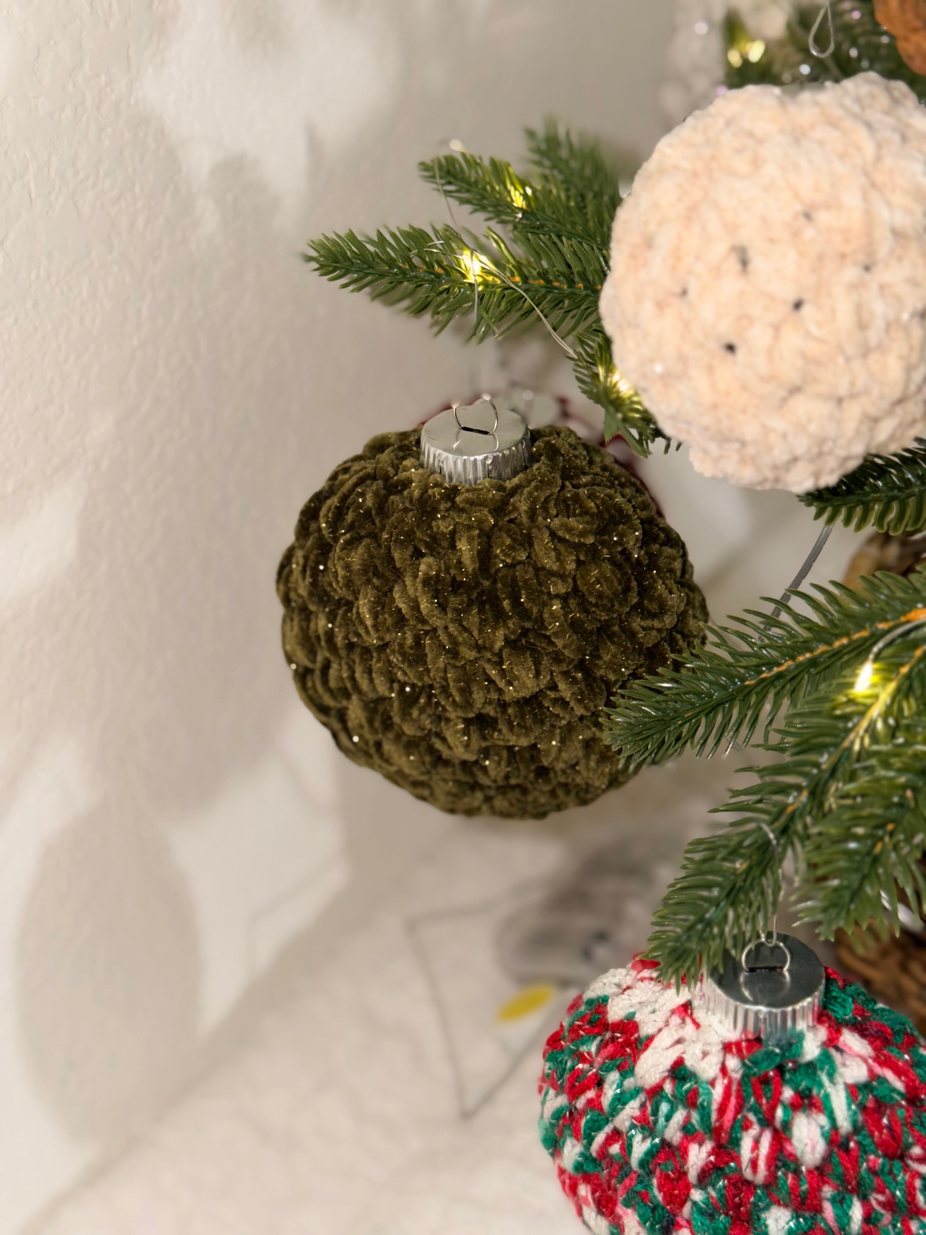 Handcrafted Velvet Crochet Christmas Bauble Ornament – Sparkly Holiday Tree Decor | Handmade Crochet Ornament | Single or Set of 4