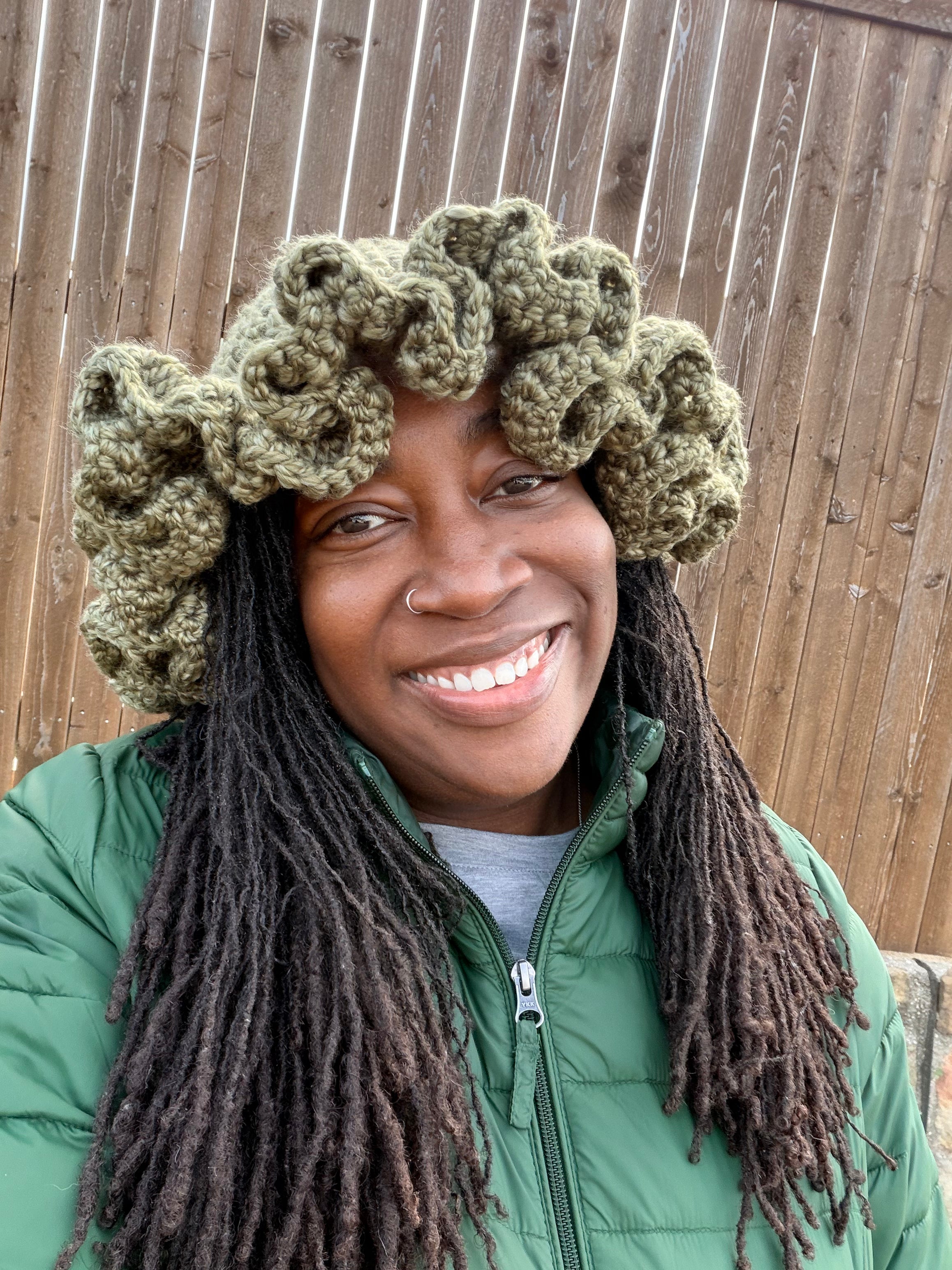 Simply Ruffles Hat – Digital Crochet Pattern (PDF Download)