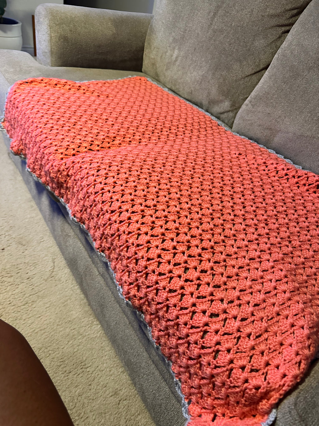 Handmade Crochet Baby Blanket – Shell Stitch Baby Blanket with Matching Border | Custom Baby Shower Gift | Soft Acrylic Infant Blanket