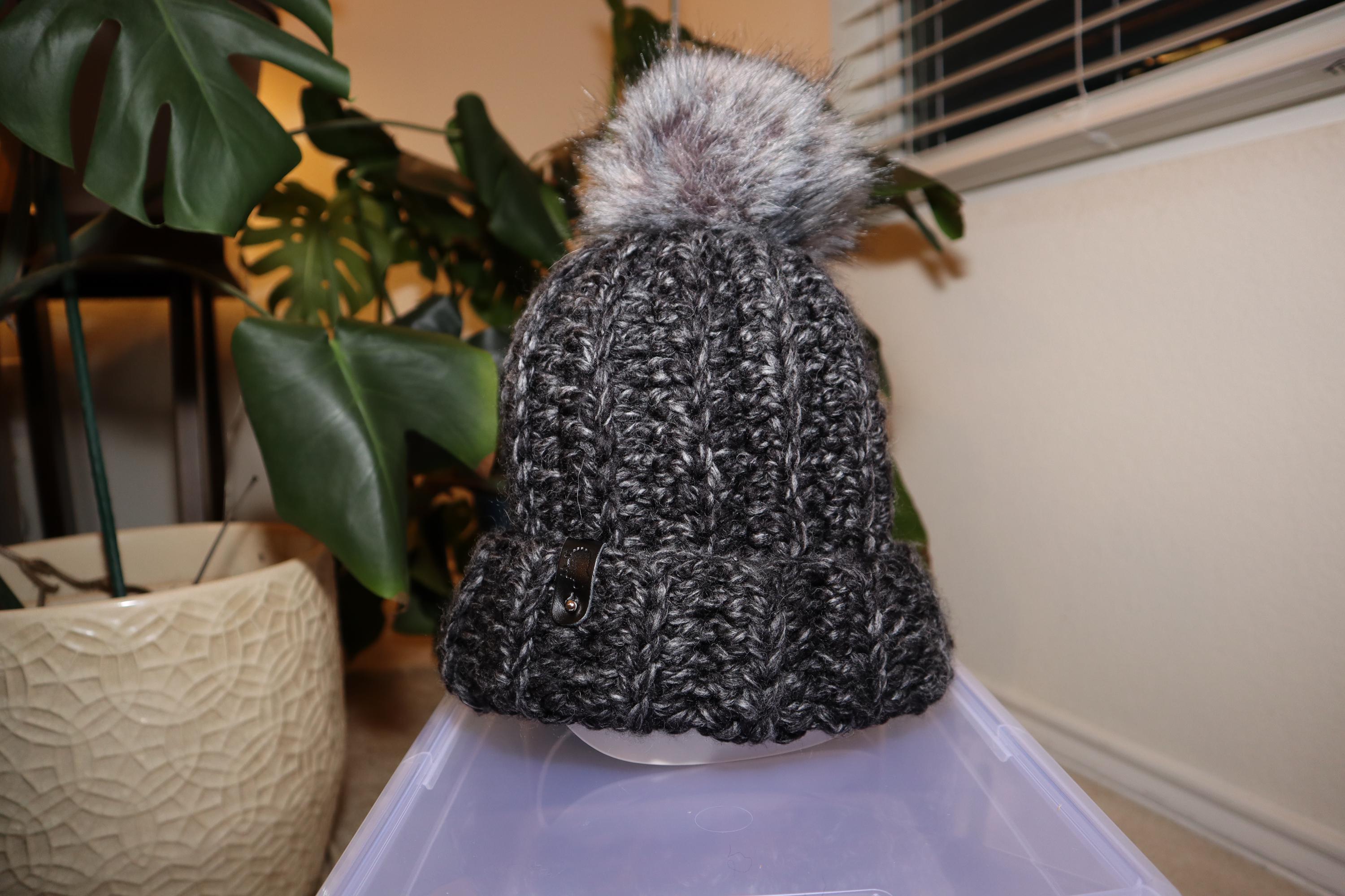 Cozy Handmade Crocheted Beanie with Faux Fur Pom Pom - Made to Order | Wool & Acrylic Winter Hat | Customizable Warm Chunky Knit Hat