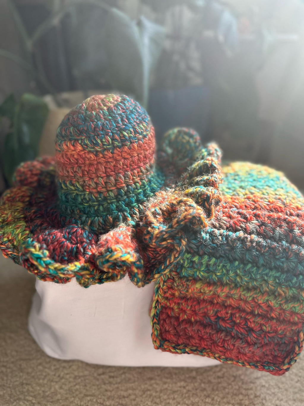 Ruffle bucket hat in Tuscany with Star Stitch scarf